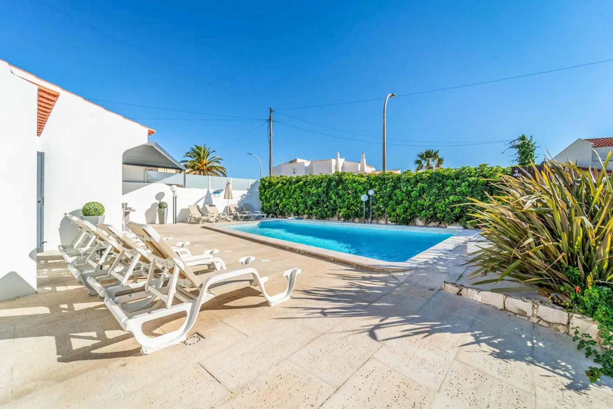 Catarino Villa *